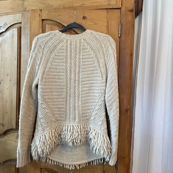 Banana Republic fringe sweater - Picture 3 of 3